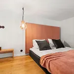 Korter Estonishing Mere *